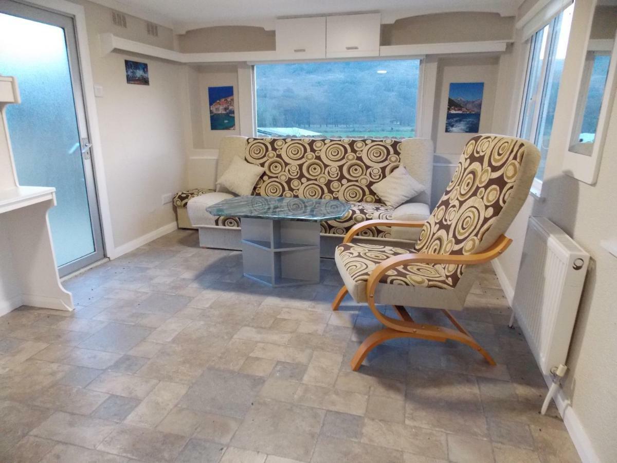 The Cabins Hotel Kirikee Luaran gambar
